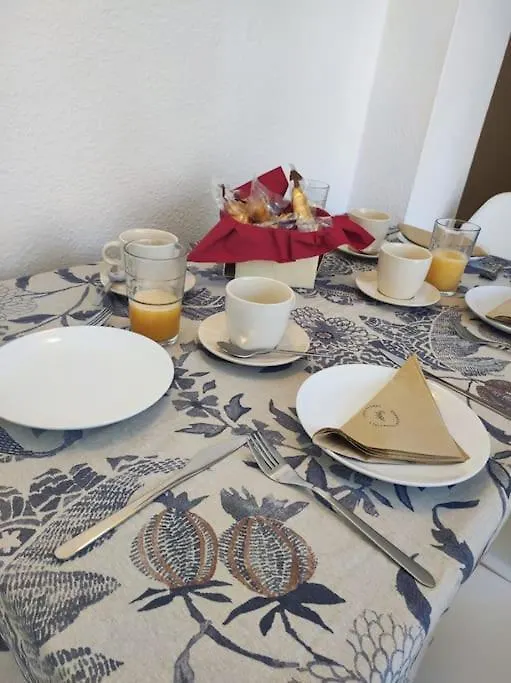 Alegre Apto. En Casco Historico Marbella Apartment